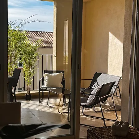 Appartement Neuf, Proche Des Plages Et Centre Ville *
