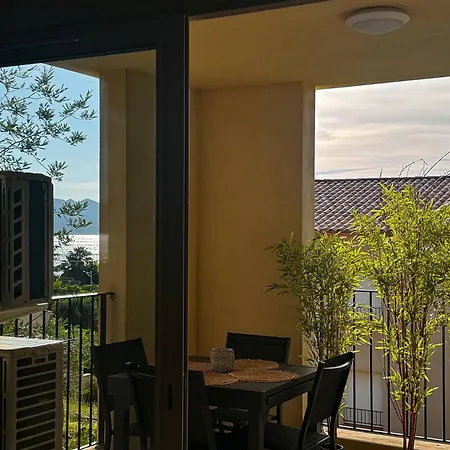 Appartement Neuf, Proche Des Plages Et Centre Ville *